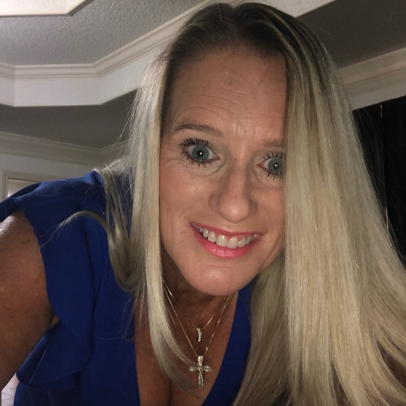 Meet your Posher, Toni - Picture 1 of 1